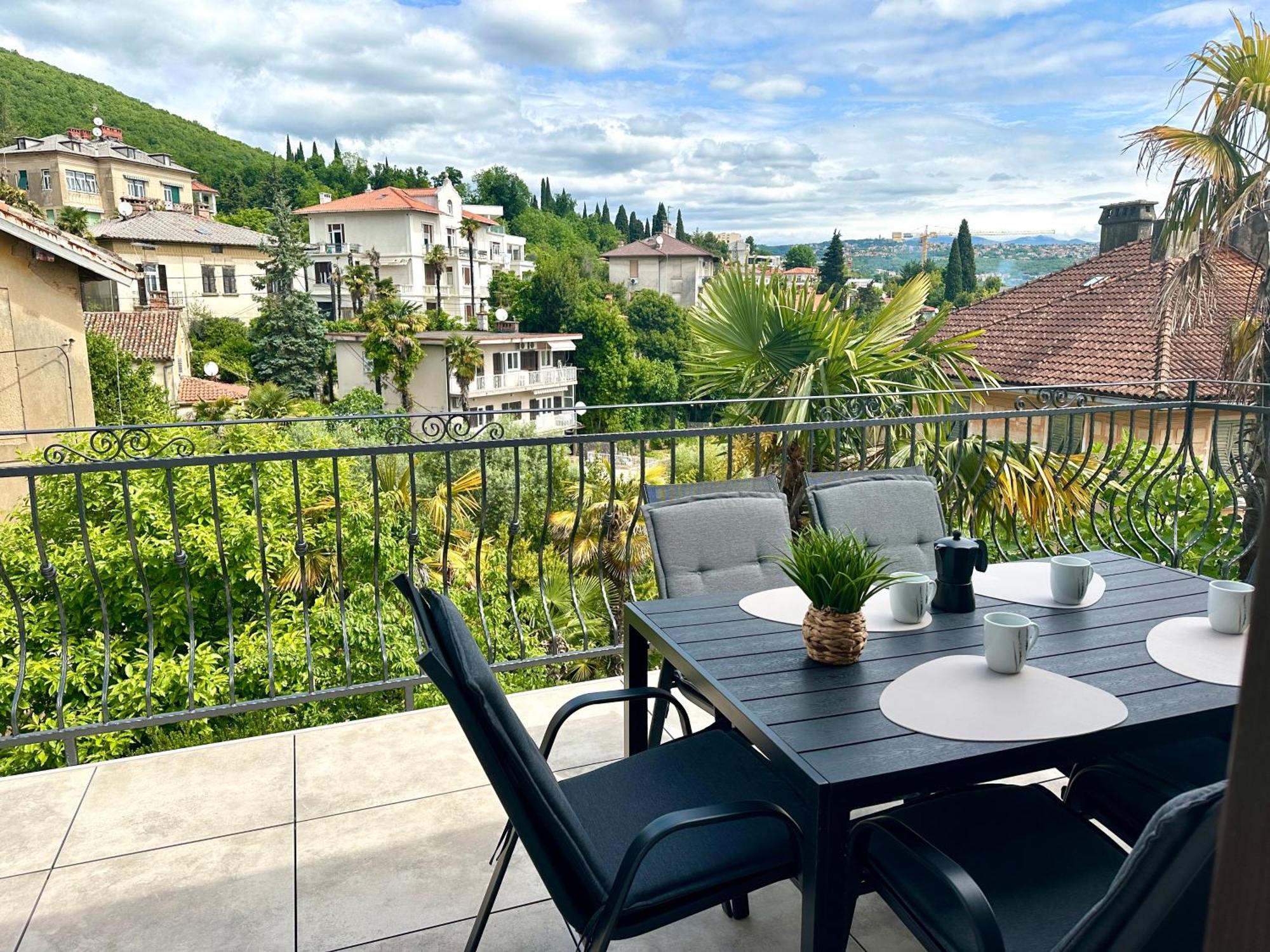 Apartments Villa Ida Opatija Eksteriør billede